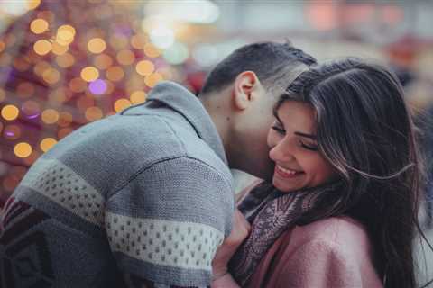 3 Important Reasons You Should Keep Dating During the Holiday Season