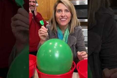 Family Balloon Hit Christmas Game 🎈
